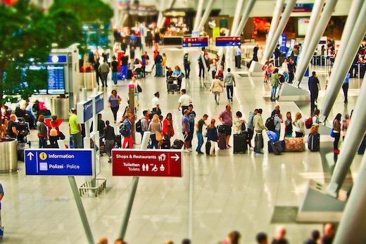 Air travel safety in large airports
